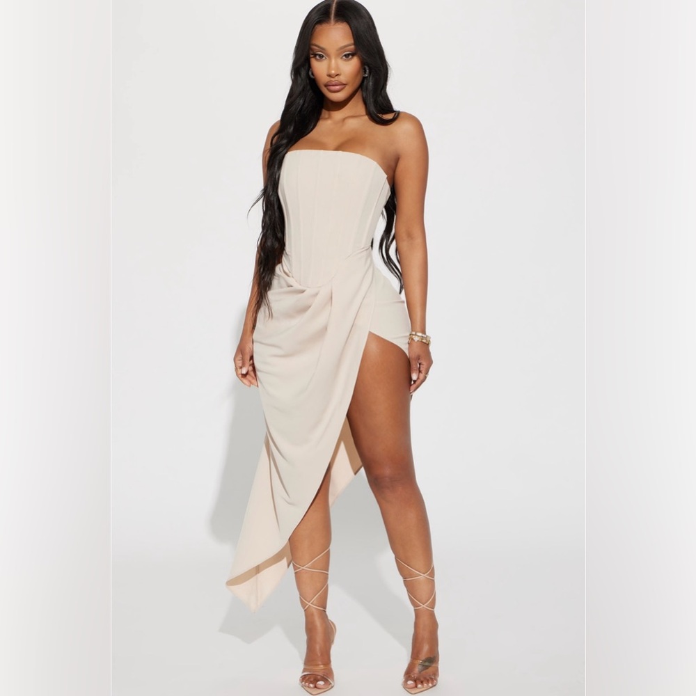 Fashion Nova- Athina Corset Maxi Dress